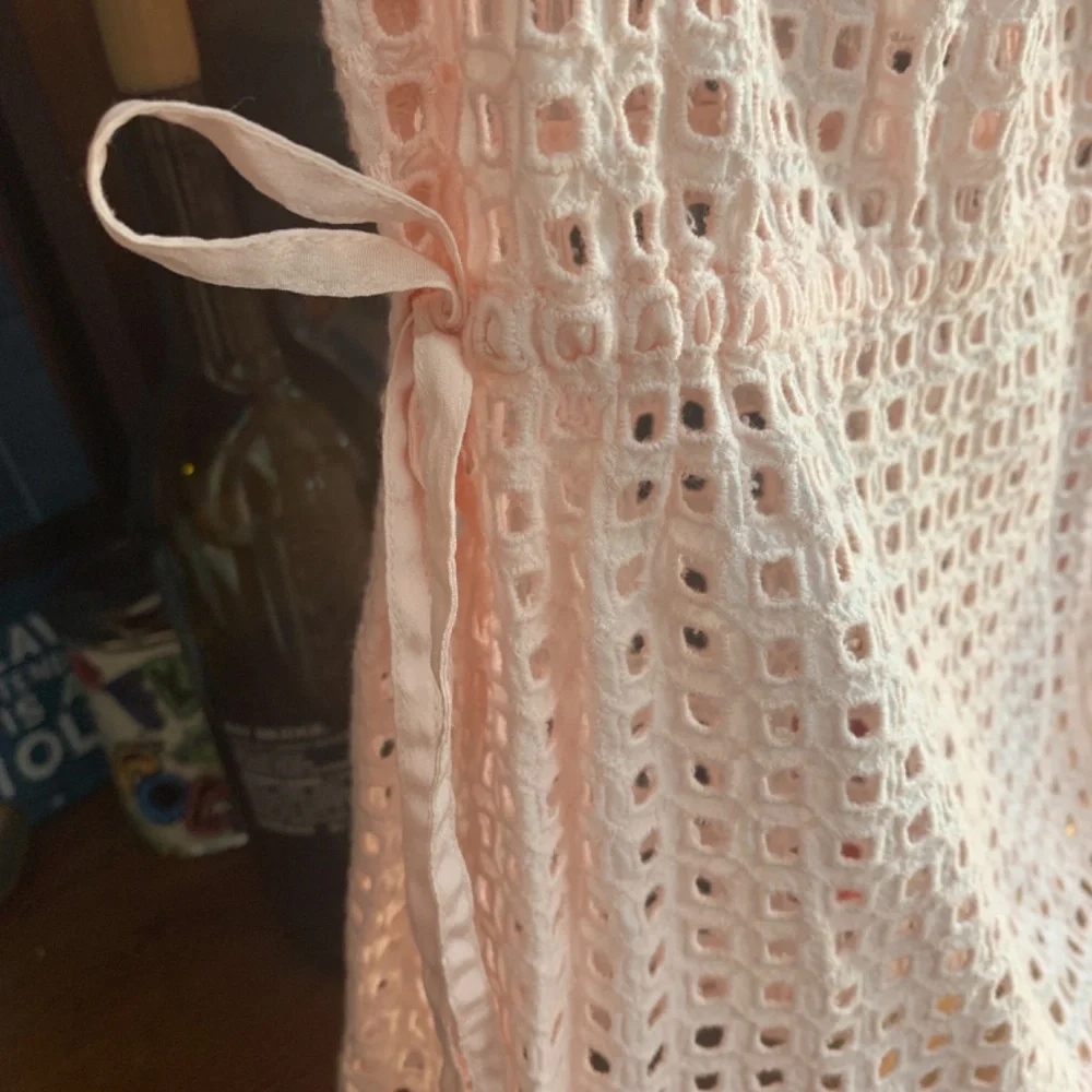 J Crew Point sur eyelet blouse . Worn 3x .‎ Retail 98